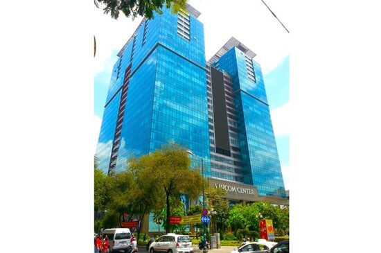 ダナンのビンコムプラザレストランやスーパーを紹介、荷物や両替はポステ