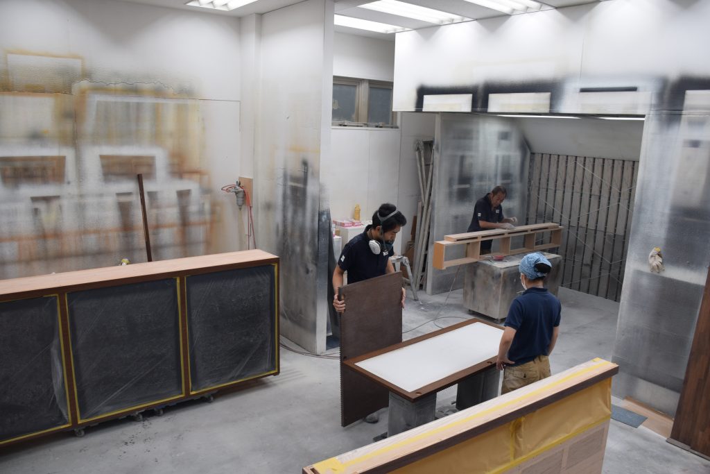 家具の再塗装 なら 家具塗装の東京 Dr.直し屋 施工本部