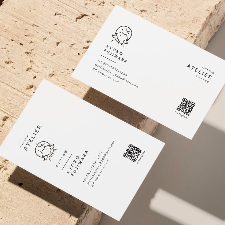 透明名刺印刷 透明PETシート・白インク有藤井印刷