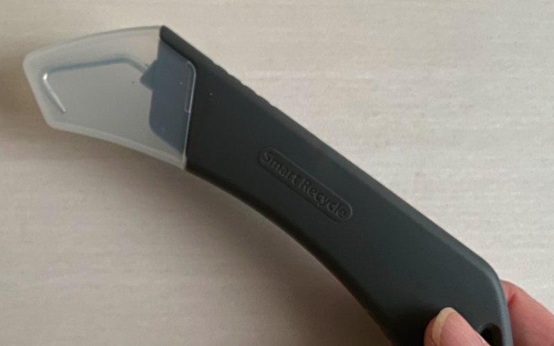 古紙は「縛る」から「クルッと束ねる」へシフト！ ダイソー の「梱包用フィルム」 - レタスクラブ