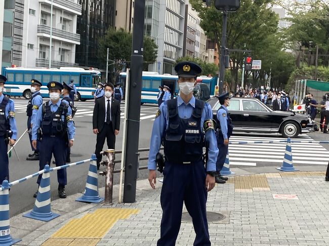 防衛省正門付近