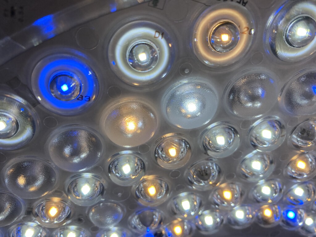 Amazon東芝 TOSHIBA節電 東芝 LEDシーリングライト 日本製調光・調色タイプ 10畳 日本照明工業会基準 4899lmシンプル しっかり明るい キレイに光る LED常夜灯 おやすみタイマー リモコン付き NLEH10027B-LC東芝 TOSHIBAシーリングライト 通販