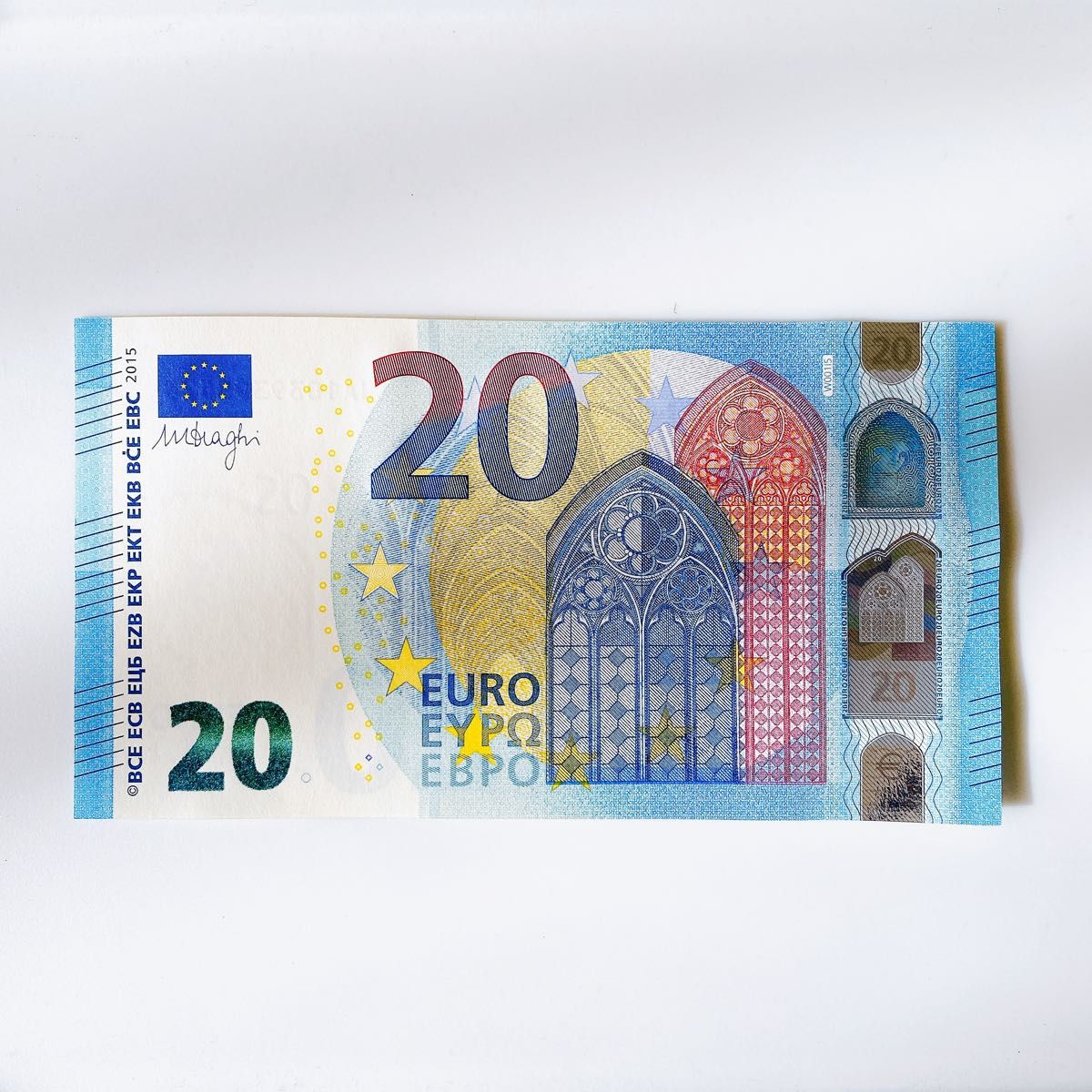 意外 ユーロ札を見たわが子が「この橋ってどこにあるの？」と発言！→家族全員が“疑問に答えられなかった理由”とは？日本の紙幣のデザインとも比較 ファイナンシャルフィールド- Yahoo!ニュース