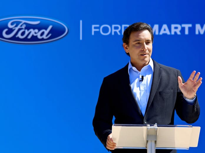 マーク・フィールズ氏52フォードCEOに就任する元マツダ社長 - 日本経済新聞