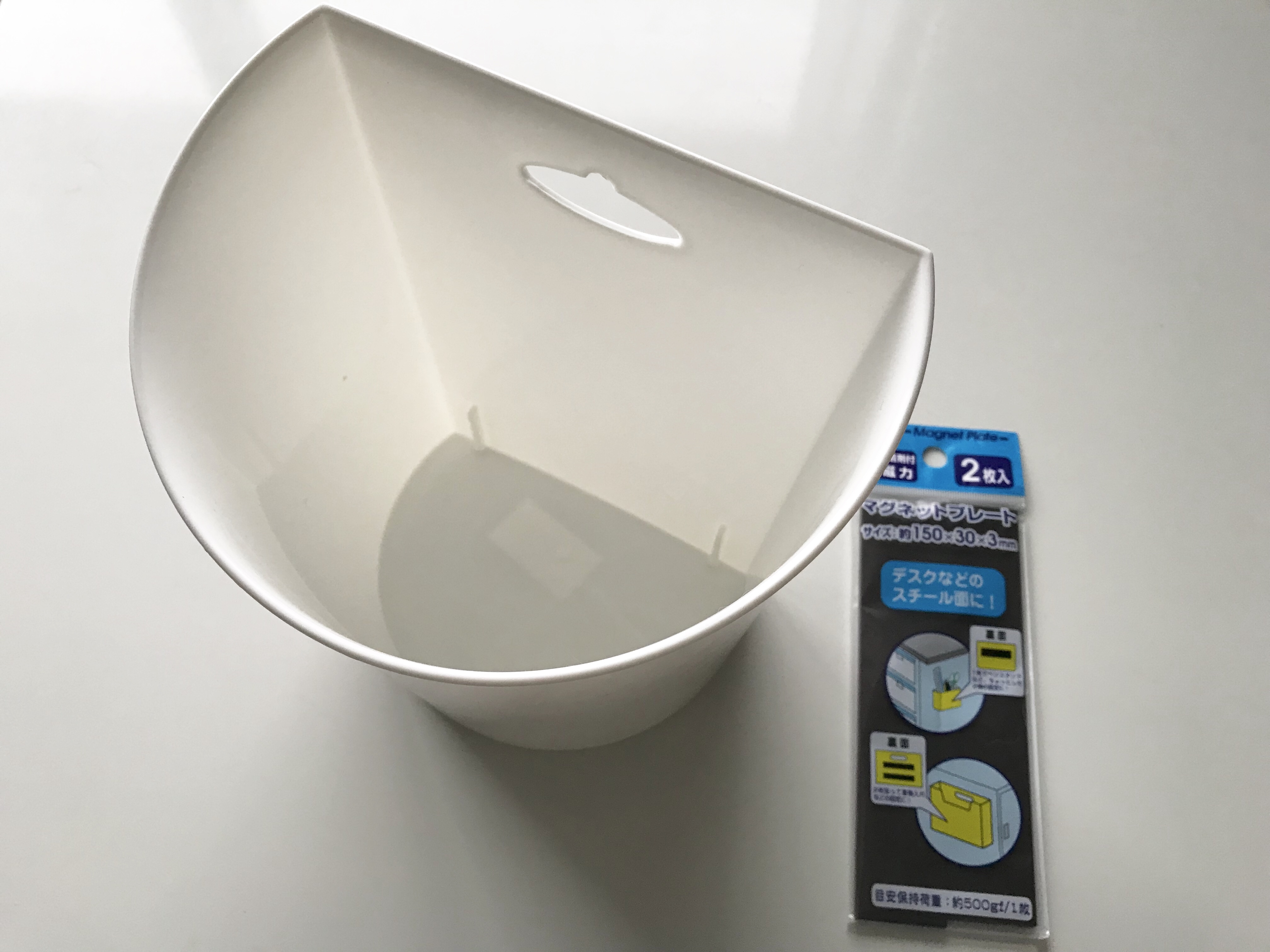 材料費200円♪手紙を秒速で処理するマグネットポケットを自作