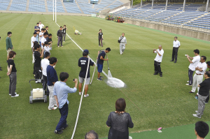 校庭芝生化事業一般財団法人 どんぐり財団