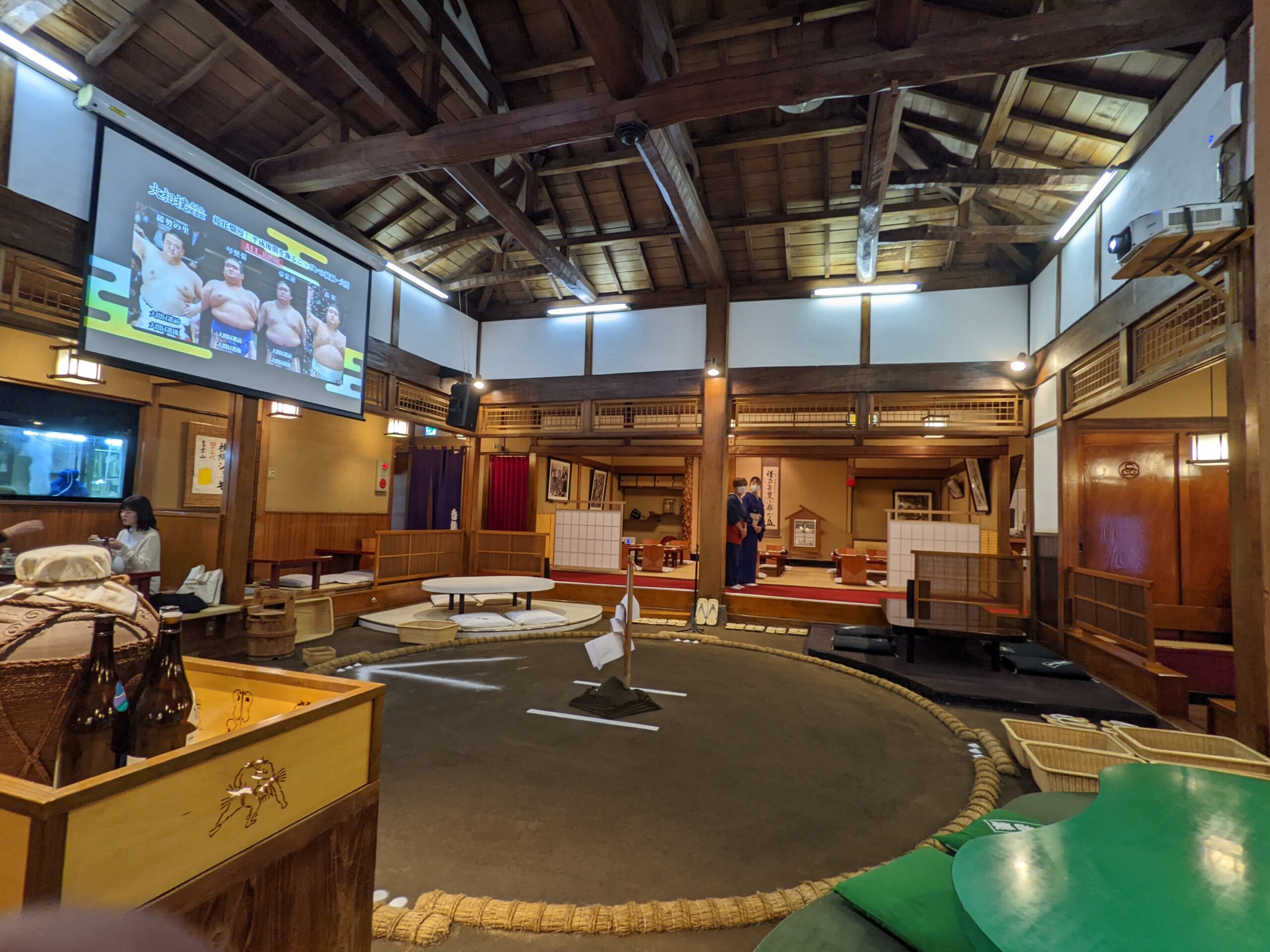 墨田区 悲報 。開業以来41年、土俵のあるちゃんこ店として人気の「吉葉」が5月末をもって閉店してしまうことが分かりました。号外NET 墨田区