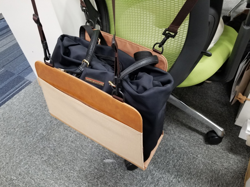 防災バッグどこに置く？ユーザーさん宅の置き場所やアイデアバッグをご紹介2023年3月11日- エキサイトニュース