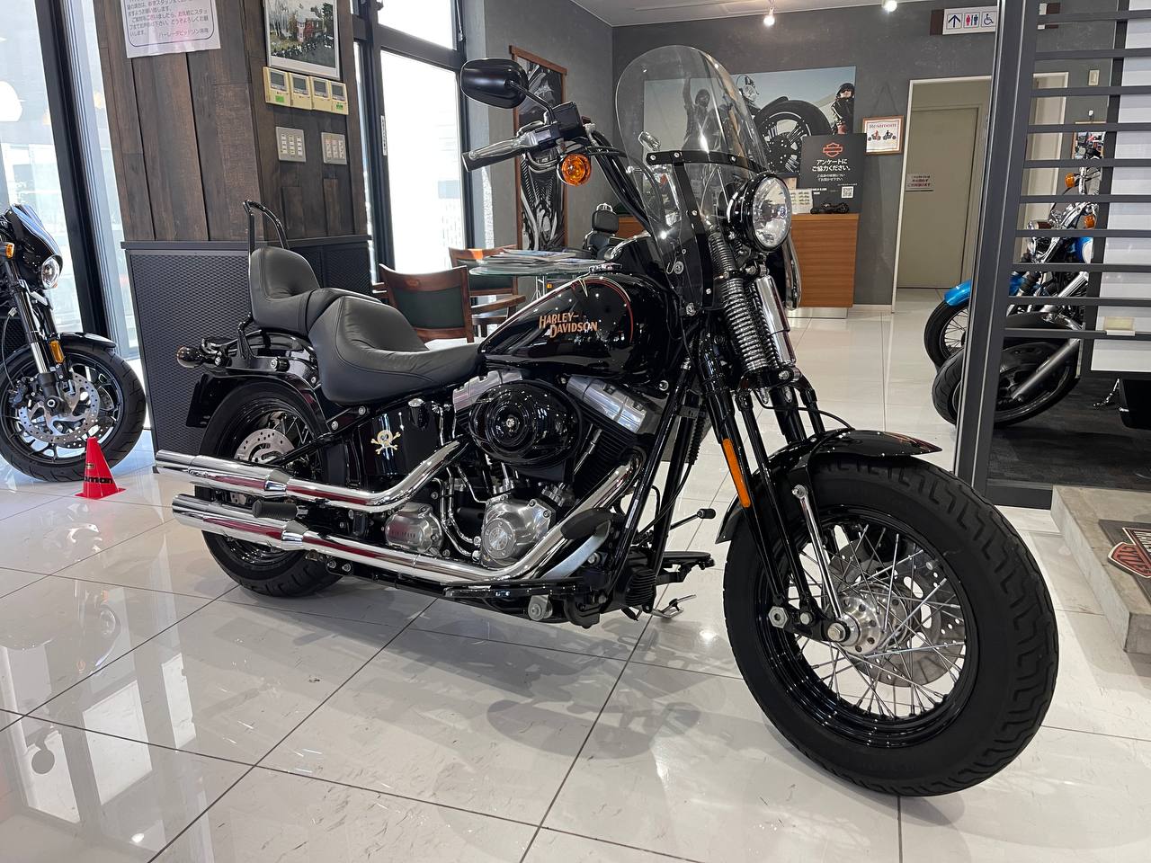 vintage ハーレー ダビットソン 特選中古車』 HARLEY-DAVIDSON 2002年FXDL 1450cc ハーレ
