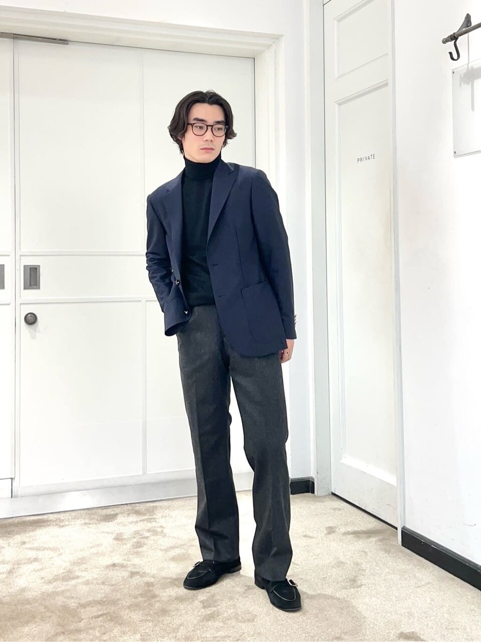 ネイビー ビジネススーツ メンズ 万能ネイビージャケットで、新シーズンを好印象に！特集