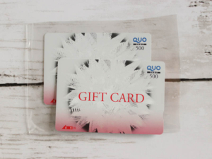 クオカードのプレゼントにはラッピングを。お祝い別の包装方法も