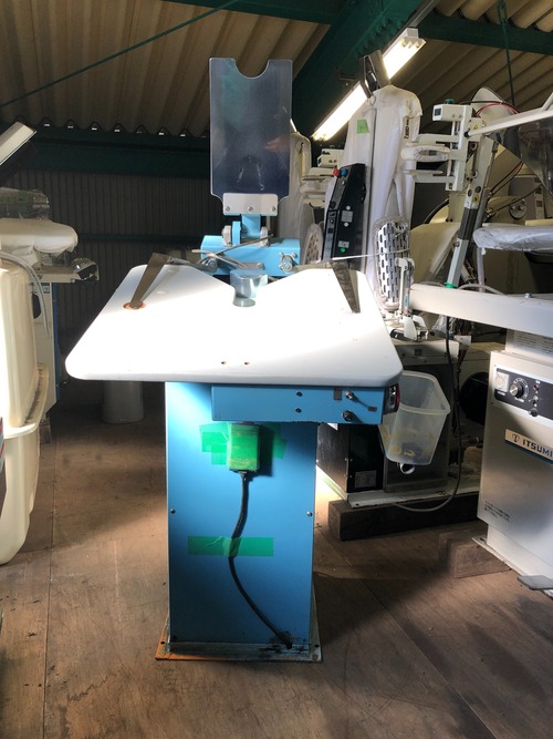 Tシャツ自動たたみ機オリジナルプリント.jpの印刷機紹介