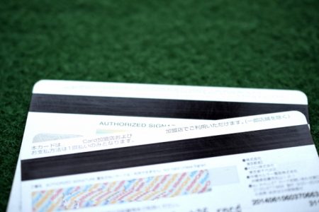 カードの裏面に署名欄 サインパネル がないのですが、サインは必要ですか？しんきんカード