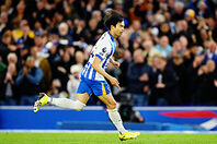 ブライトンが今夏の補強第1号を発表！ ザルツブルクからMFムウェプ獲得サッカーキング