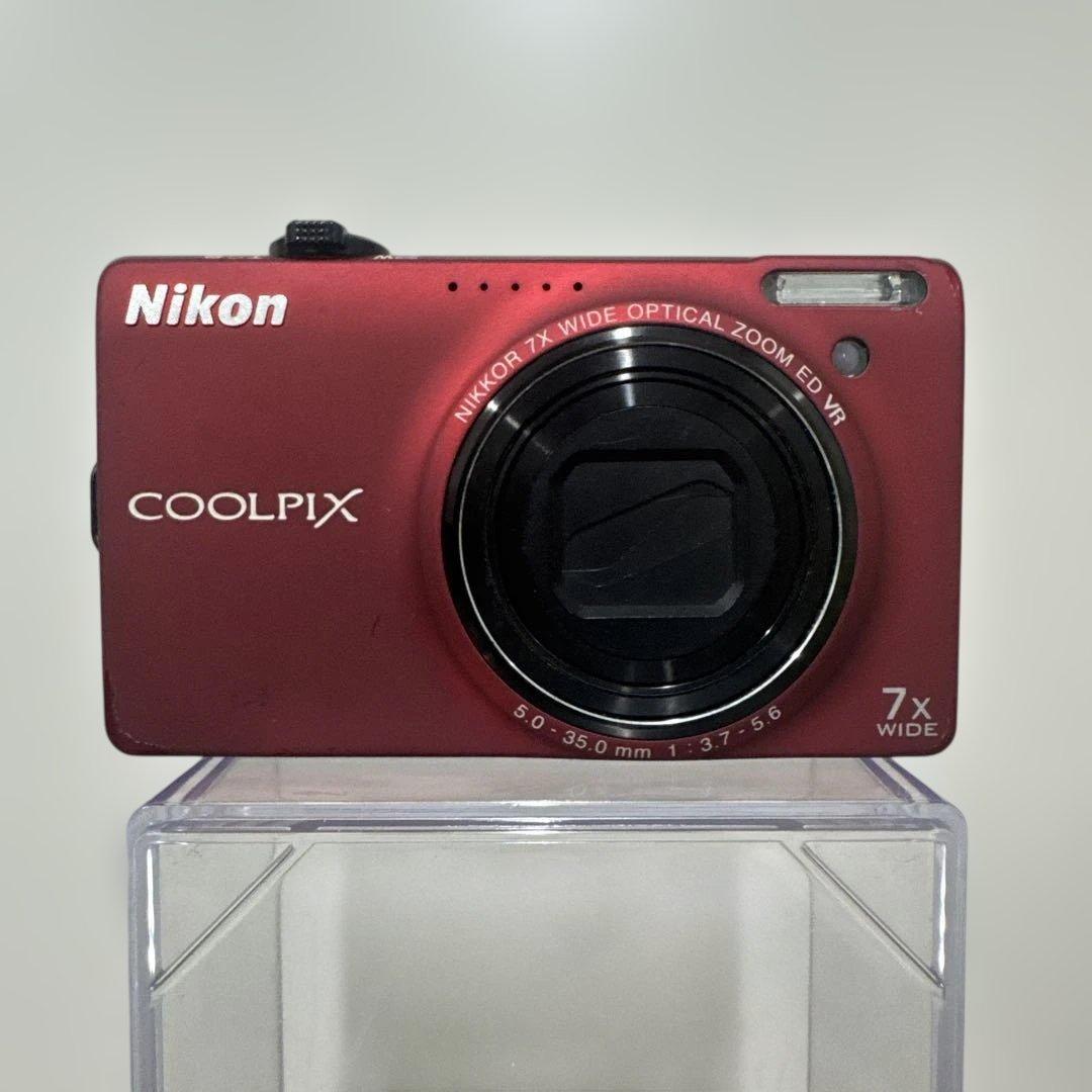 古いコンデジは名機揃い!?世界の中心で、コンデジを拾う。オモロダイブ