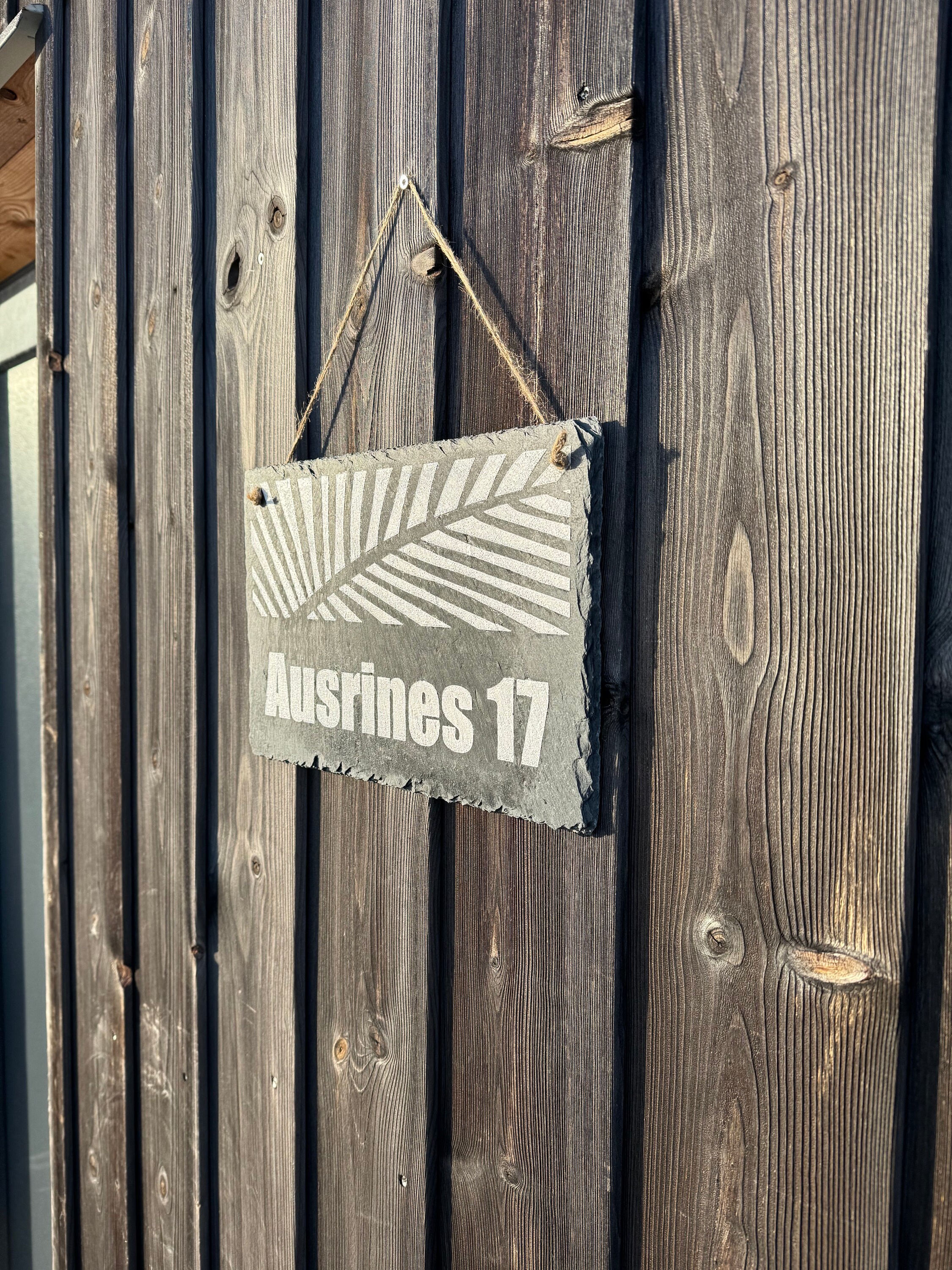 一時停止の２つのマーク、止まれの標識と路面標示 道路標示 って何が違う？ジオテクノロジーズ MAP WORLD＋