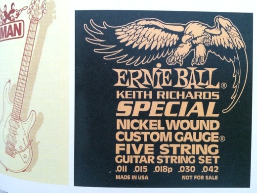 Amazon.co.jp: キース・リチャーズ写真集 A LIFE IN PICTURESSPACE SHOWER BOOKs:アンディ・ニール, 佐藤信夫: 本