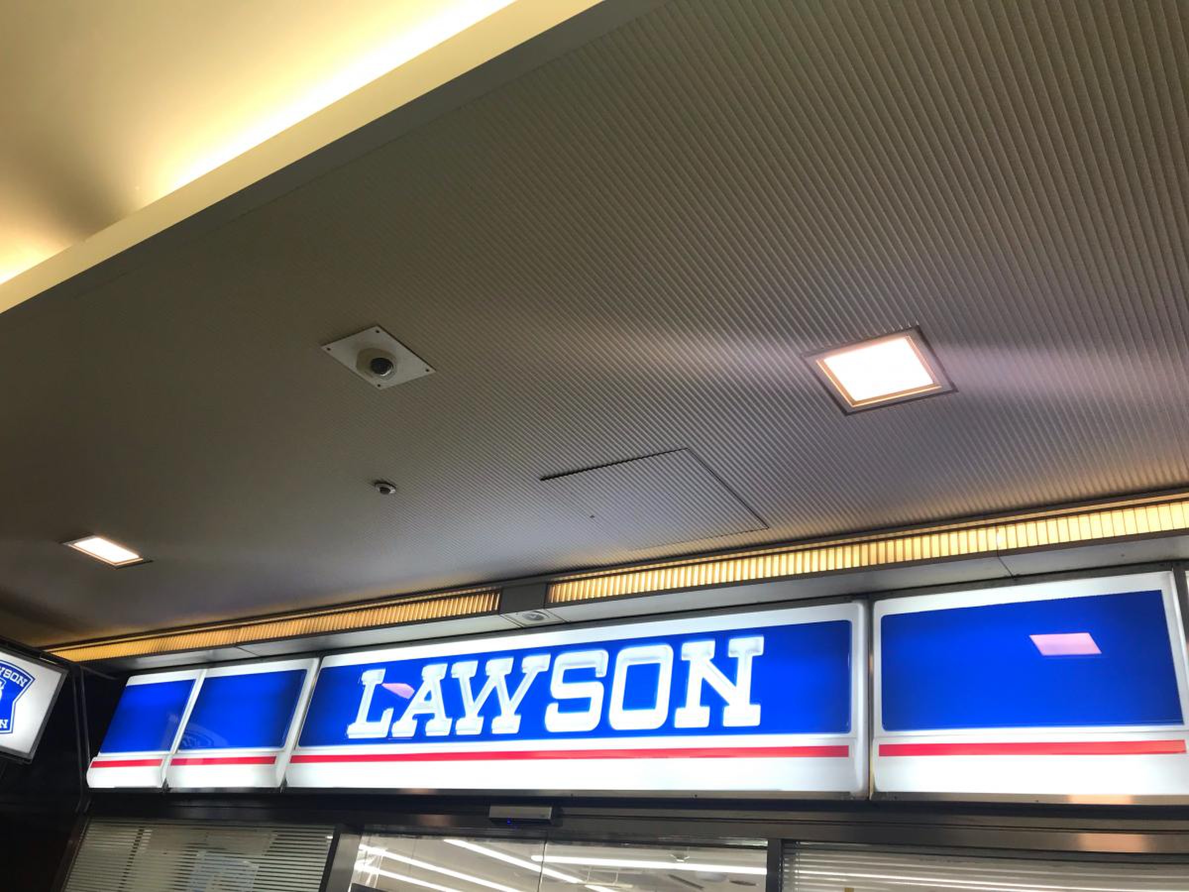 「からあげクン」ロボ誕生！TechMagic、揚げロボット「F-Robo」を6 23 月 オープンのローソン高輪ゲートウェイシティ店に導入