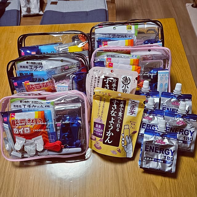 100均 新作✨一目惚れするミッキーロゴ入りクリアポーチ💘Nom de plume ノンデプルーム