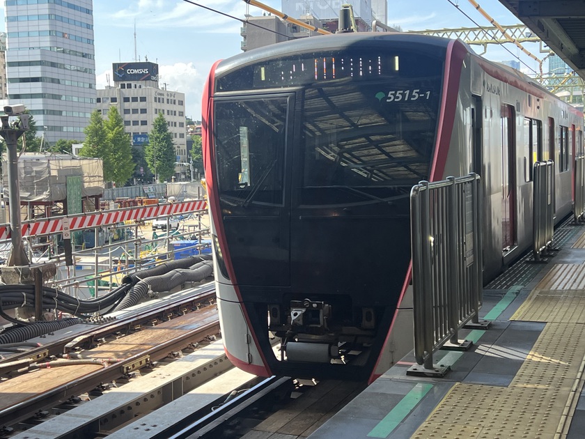 東急線で人身事故 本日3度目ーー京浜東北線・東武線に次いでーー 東急池上線の旗の台駅で人身事故が発生しています。ここ3時間の間に京浜東北線の蕨駅 や東武東上線の下赤塚駅でも人身事故が発生しています。人身事故遅延運転見合わせ ※画像提供 : @Tkiktm 様