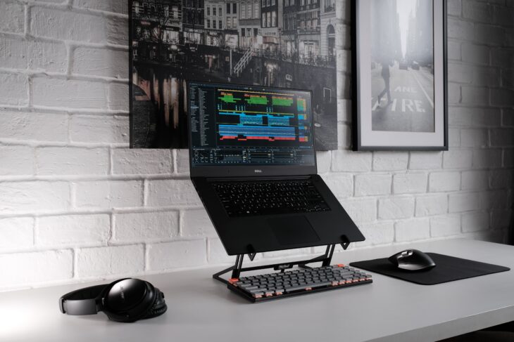 ハード素材で安心安全！ダイソーのPCプロテクトケースがめっちゃ使える！550円でも欲しい - トクバイニュース