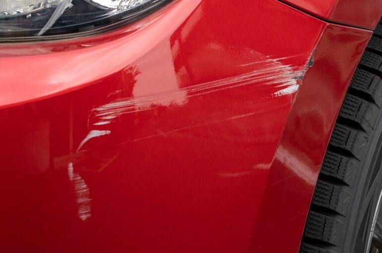 小さいキズ消し 19,800円 税込 ～ クラウン 千葉トヨタ