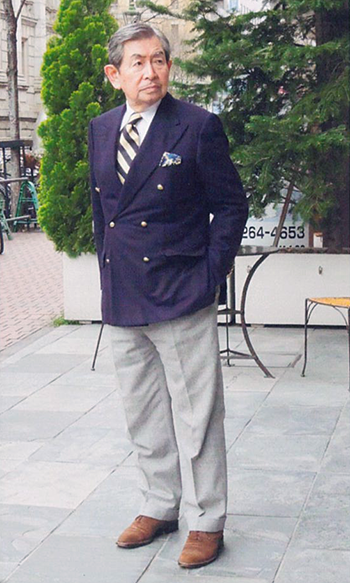 白井俊夫 さんを偲ぶ月間。 日本一古く100年以上の歴史あるセレクトショップである 信濃屋 さんで昨日、〝白井俊夫さん を偲ぶ会〟が行われました。この僕は、ちょいと訳があり伺えず、本日、1日遅れで 信濃屋 さんに伺って参りました。5月一杯、白井さんが愛されてい