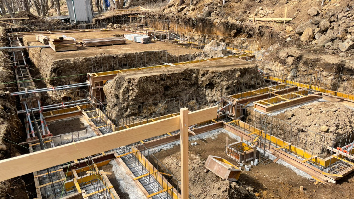 棟梁に訊く 基礎の天端に打つ土台墨の出し方