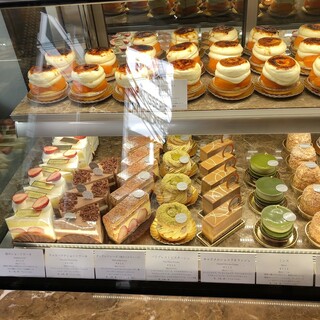 有名店らしいが高い割に感動なし、再訪微妙』by ばび7 : equilibreエキリーブル - 不動前 ケーキ食べログ