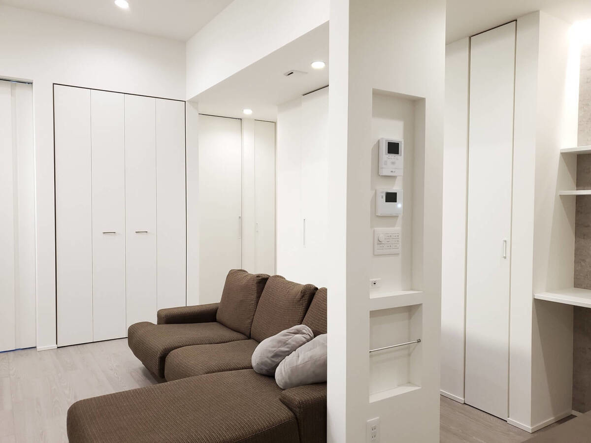 リモコンニッチで後悔しない! メリット、デメリットまとめ&数千件の施行例の探し方不動産とくらしの評判