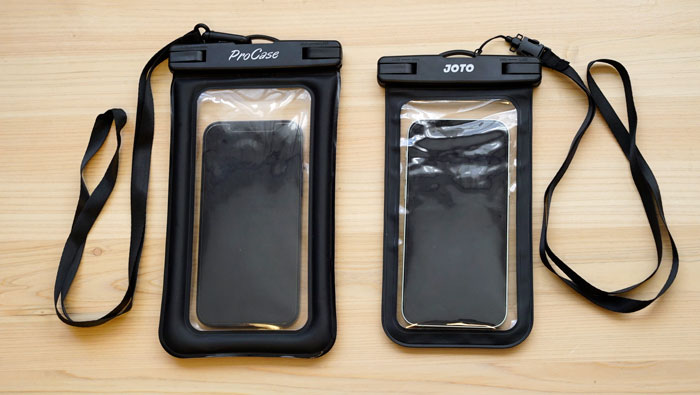 ダイソーの220円「防滴スマホホルダー」使ってみた。「お風呂のスマホ生活が捗りそう」東京バーゲンマニア