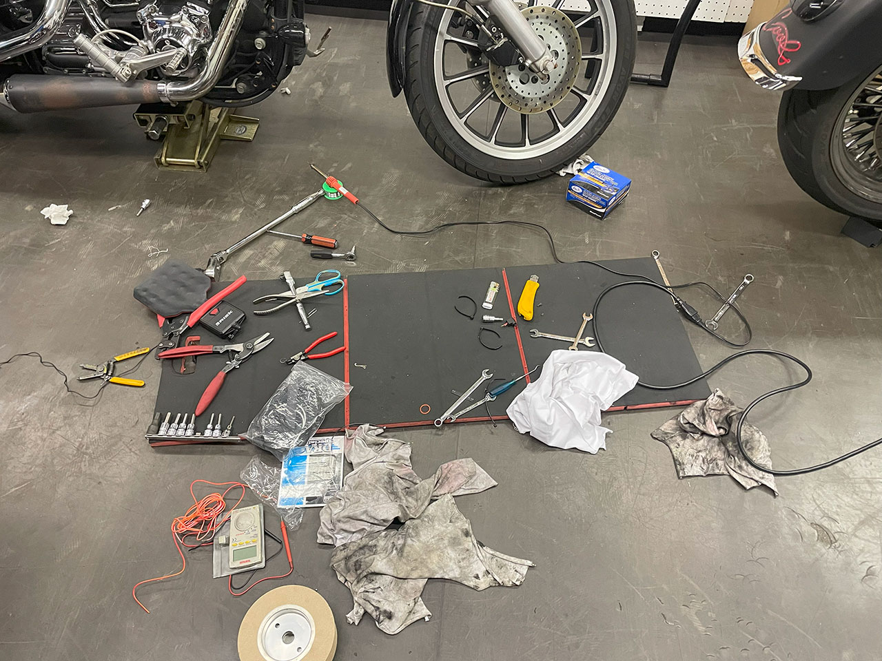 メンテナンス スポンジトレイ」工具が整理整頓しやすくなります