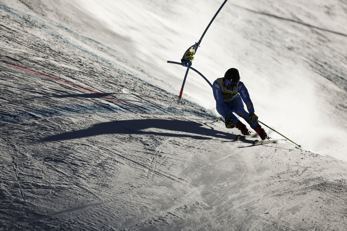 FIS Official: Ski & Snowboard」をApp Storeで